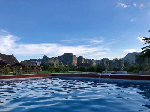 Hotel Padaeng Mountain View Resort