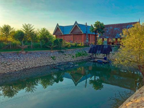 Hotel Padaeng Mountain View Resort