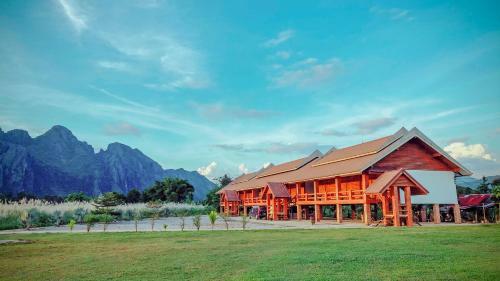 Hotel Padaeng Mountain View Resort