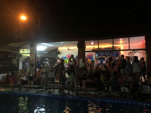 Nana Backpackers Hostel