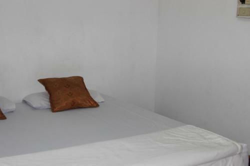 Albergue Croissant D'or Guestroom By Avalon B&B