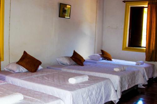 Albergue Croissant D'or Guestroom By Avalon B&B
