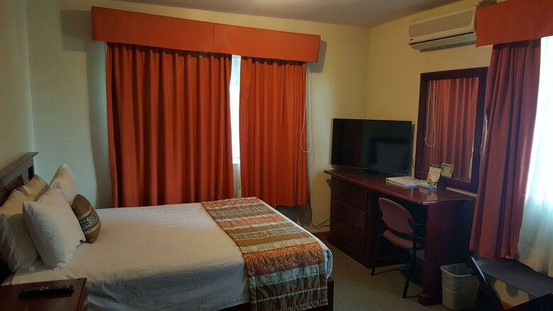 Hotel Best Western Bazarell Inn