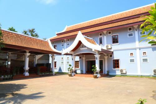 Phanom Hotel