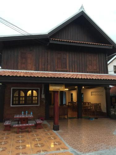 Hostal Sysomphone G.h