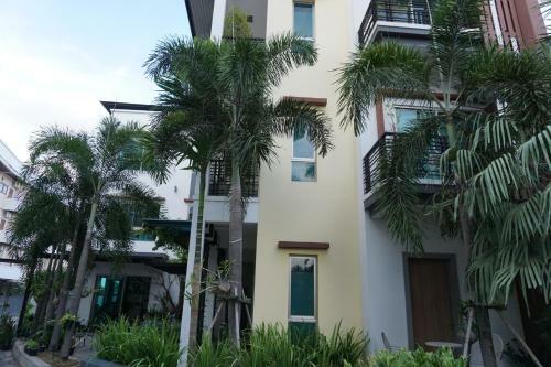 Dorkket Apartment