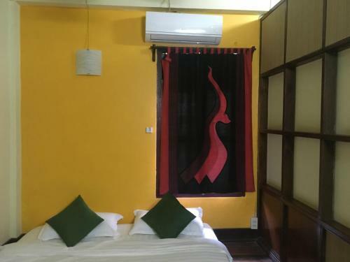 Hostal Mekong Riverside