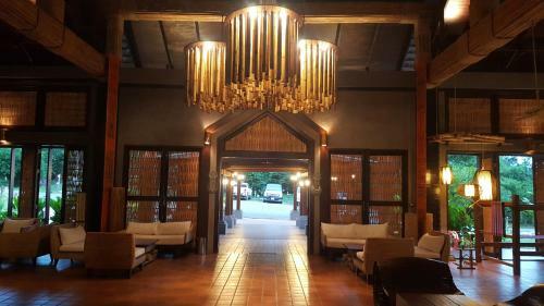 Hotel Namkat Yorla Pa Resort
