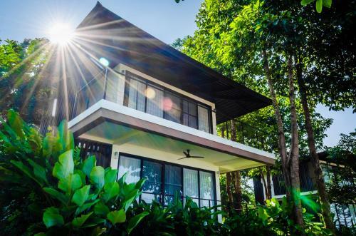 Hotel The River Resort