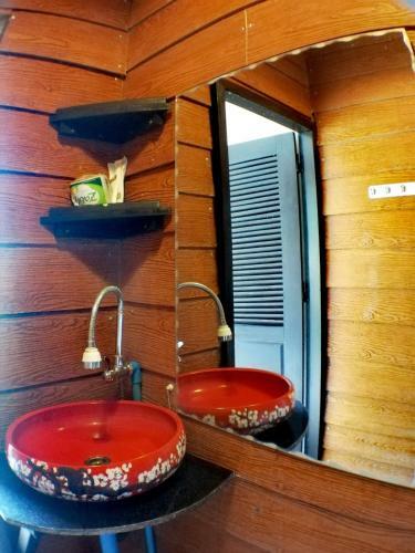Hotel Ou River House