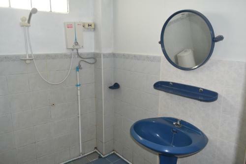 Gate Way Hostel