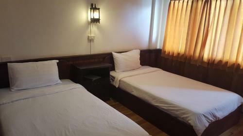 Hotel Riverside Huayxay
