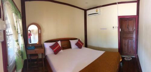 Hostal Somphamit Guesthouse