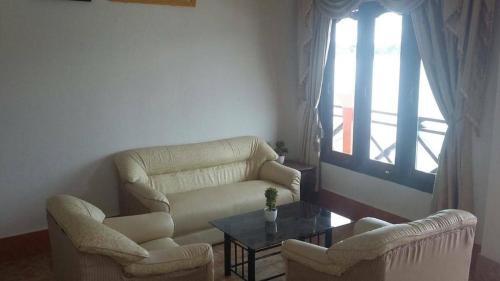 Houayxai Riverside Hotel (phonevichit Guesthouse)