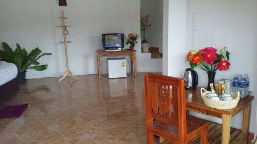 Houayxai Riverside Hotel (phonevichit Guesthouse)