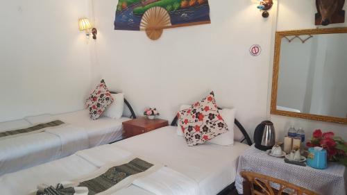 Houayxai Riverside Hotel (phonevichit Guesthouse)