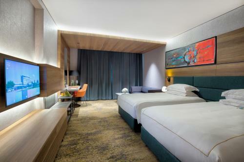 Emerald Hotel