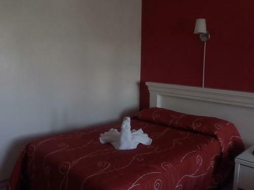 Hotel Raldos Inn