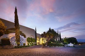Ixtapan de La Sal Marriott Hotel, Spa & Convention Center