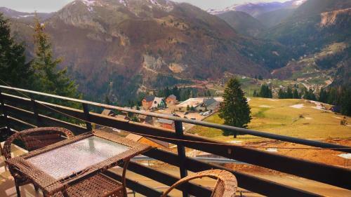 Villa Chalet Liqenat