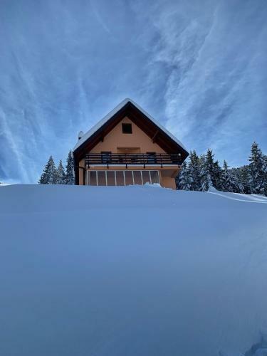 Villa Chalet Liqenat