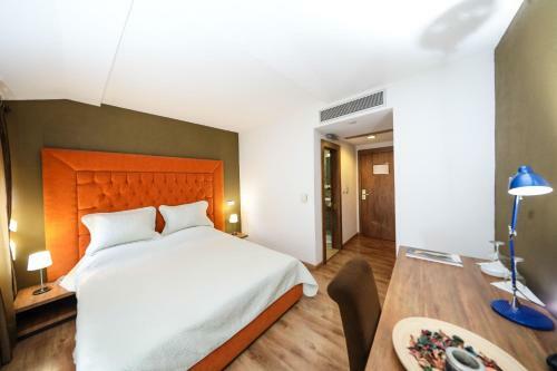 Hotel �arshia E Jupave