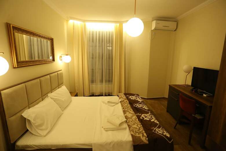 Hotel Edi Imperial