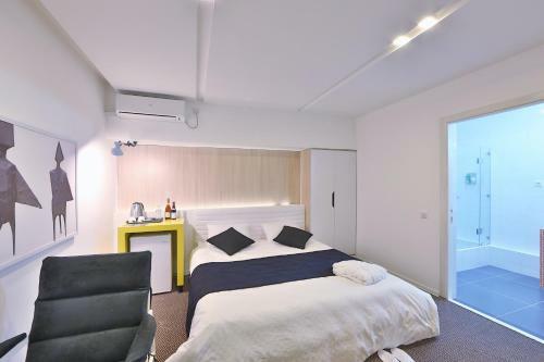 Io Hotel