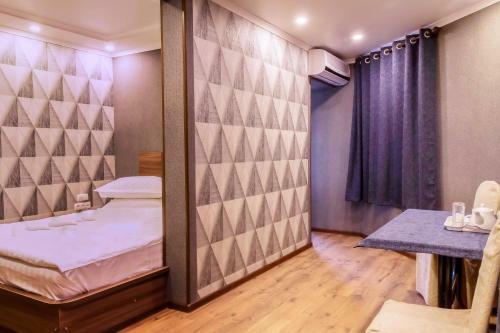 Hotel Salut