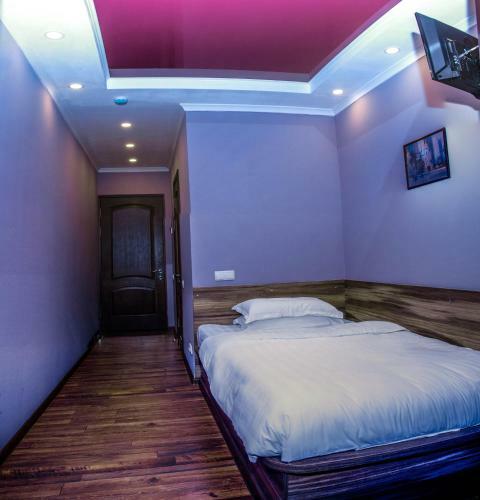 Hotel Salut