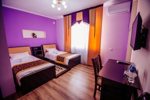 Hostal Asman Guest House