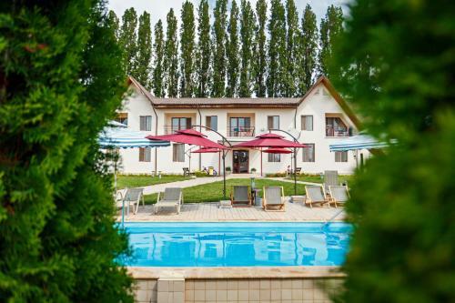 Dolinnka Hotel