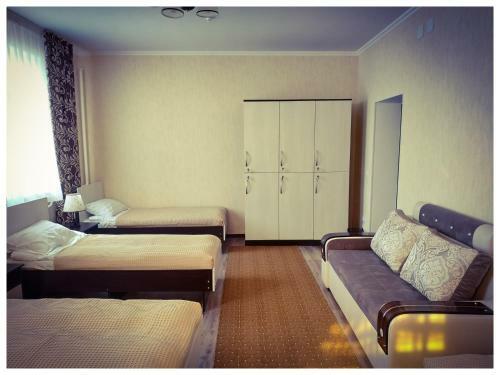 Hostal Twinhouse Karakol