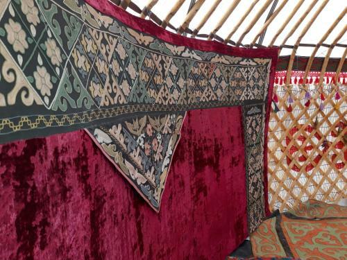 Yurt Camp Sonun