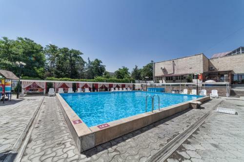 Hotel Osh-nuru