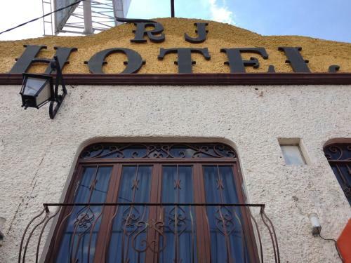 Hotel Rj