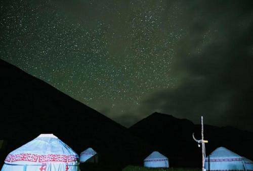 Bed & Breakfast Eco Yurt Camp Arashan & Gulnara