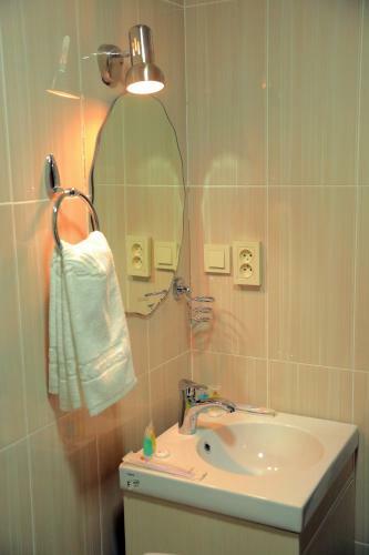Aska Hotel