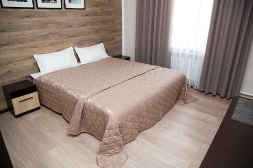 Lumarc Hotel