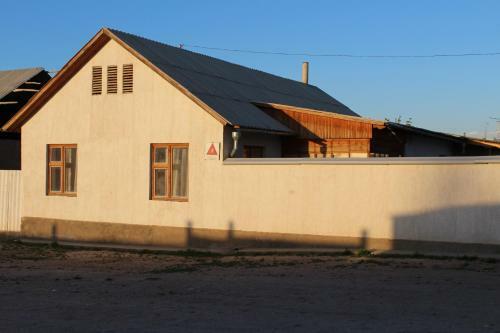 Hostal Guest House Guljan