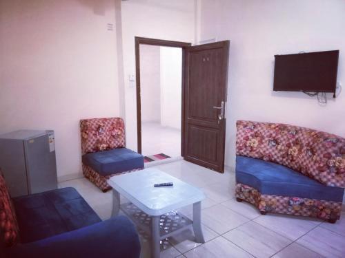 Huwari Apartments
