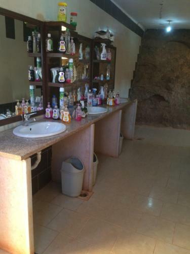 Golden Sands Camp