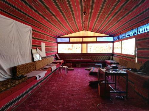 Hotel Rainbow Camp