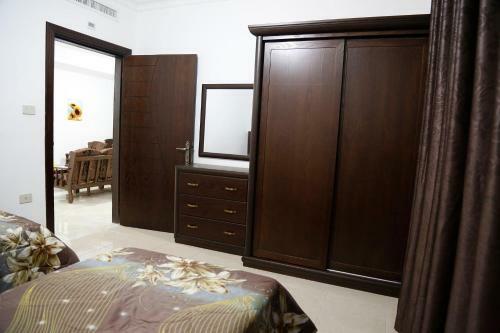 Evana Apartments