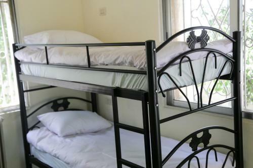 Hostel 1930