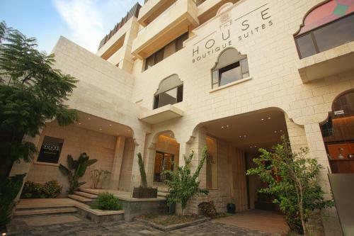 Hotel The House Boutique Suites