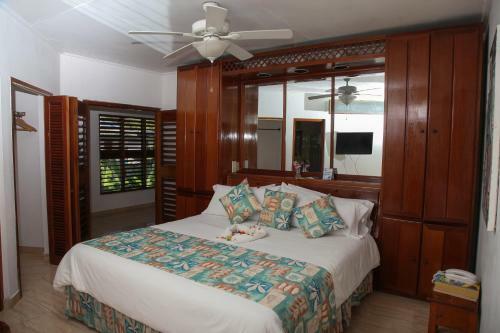 Hotel Negril Treehouse Resort