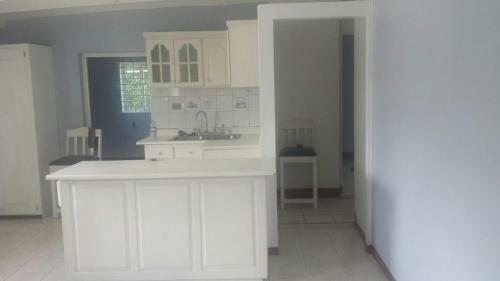 Bed & Breakfast Kingston Home