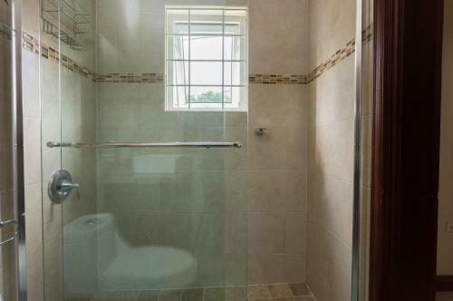 New Kingston Guest Apartment At Inglaterra I