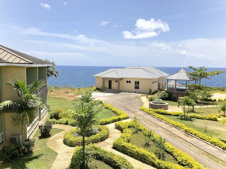 Hotel The Sov Resorts